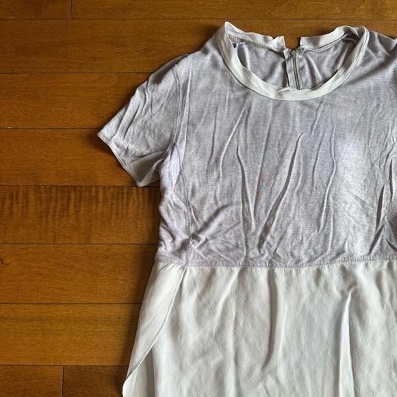 Wilfred | Aritzia capucine short sleeve tee shirt lilac  size med* rayon & silk - Picture 3 of 5